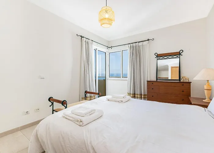 Miradouro Rocha - T2 Com Vista Mar Lägenhet