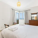 Miradouro Rocha - T2 Com Vista Mar Appartement
