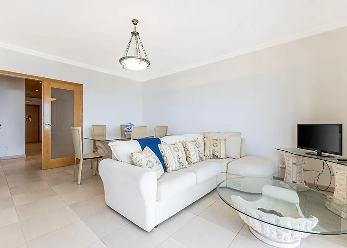 Apartament Miradouro Rocha - T2 Com Vista Mar